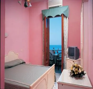 Santa Maria Отель 3*